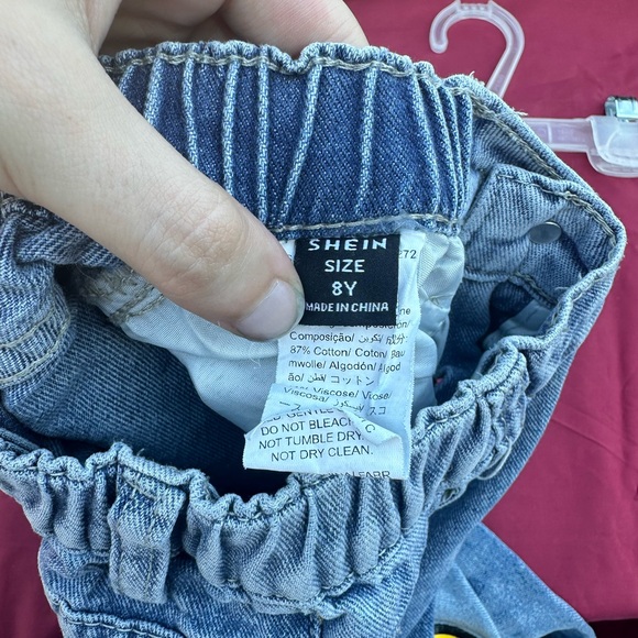 SHEIN KIDS Smiley Face Jeans - Picture 3 of 4